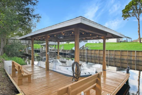 Dock {{brizy_dc_image_alt imageSrc=